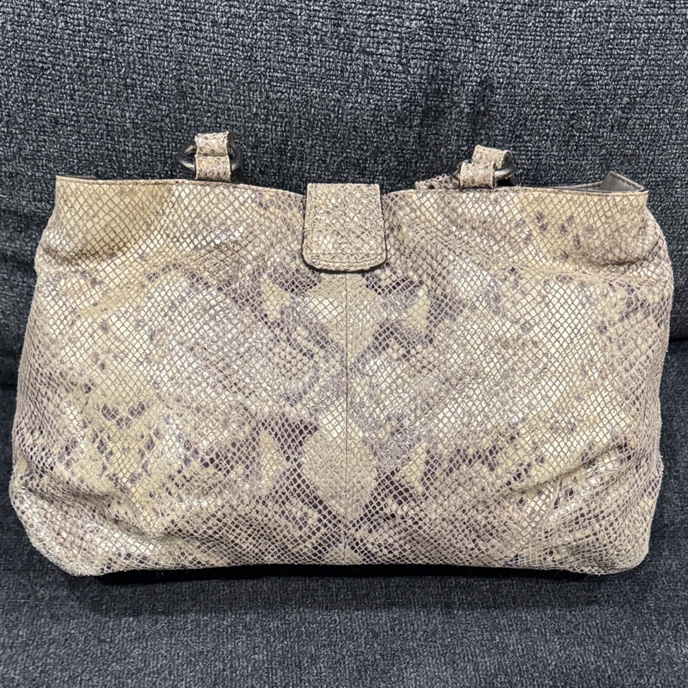 Coach Vintage Neutral Boa Snakeskin Shoulder Bag with Buckle - Picture 3 of 13